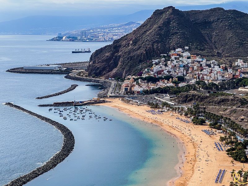 Playa de Las Teresitas